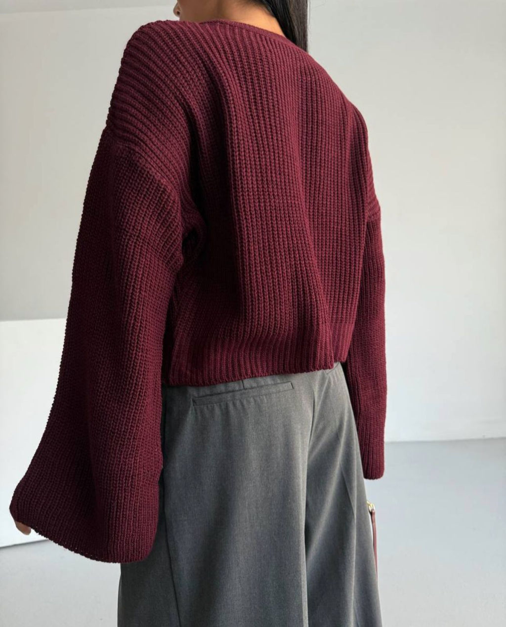 KNIT SWEATER